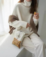 Camelia | Women’s Cashmere Turtleneck