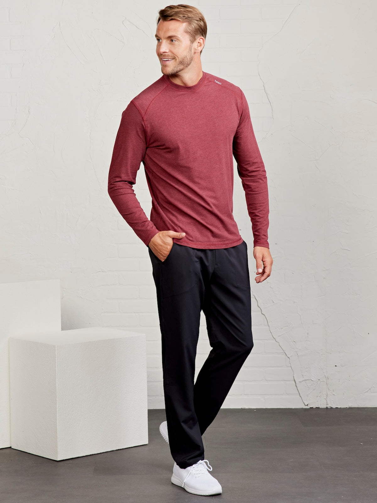 Carrollton Long Sleeve Gym Top for Men | Moisture-Wicking Activewear T-Shirt in Black, Navy, Grey 2