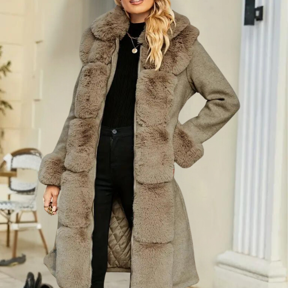 Christine | Plush Winter Coat for Women in Elegant Brown 0