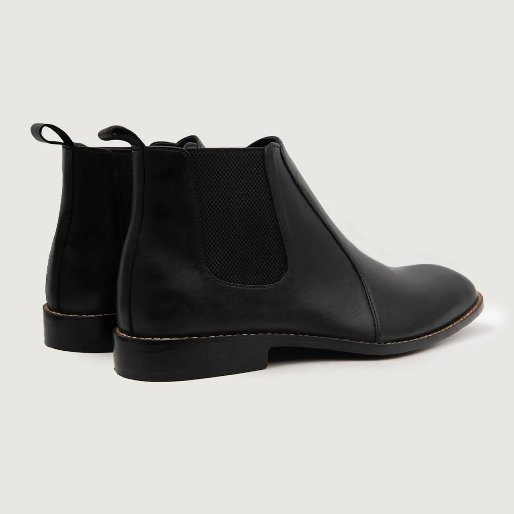Clarkson Black Chelsea Boots for Men in Full Grain Leather - Stylish & Comfortable Footwear 3