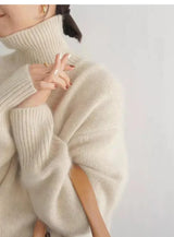 Camelia | Women’s Cashmere Turtleneck